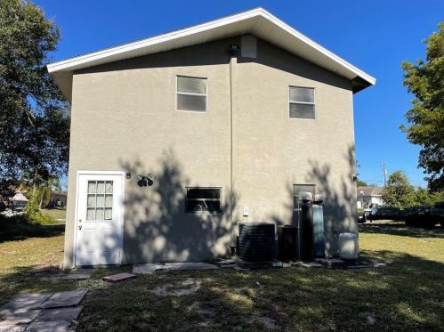 3407 34th St, Lehigh Acres, FL 33976-4301
