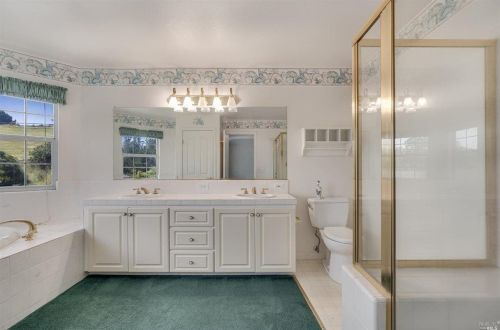 6301 Highland Pl, Sebastopol CA  95472-6100 exterior
