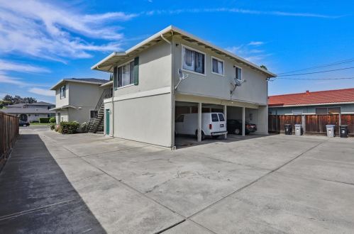 1976 Harris Ave, San Jose CA 95124-1018 exterior