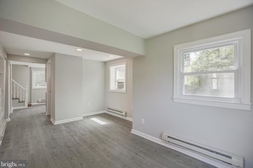 10600 Woodland Dr, Fredericksburg VA  22407-7759 exterior