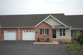 1131 Royal Ct, Harrisonburg VA  22802-8313 exterior