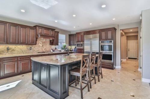 4110 Eagle Flight Dr, Simi Valley CA 93065-0225 exterior