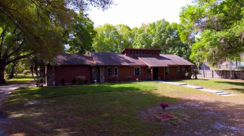 20600 Gardenia Dr, Land O Lakes, FL 34638-3109