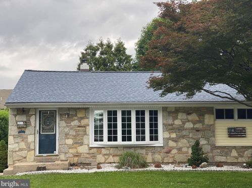 2713 Veser Ln, Willow Grove, PA 19090-1025