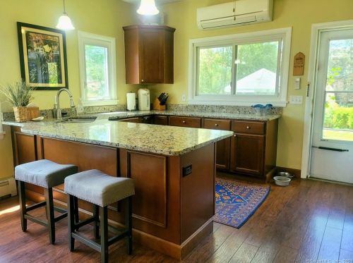 659 Pequot Ave, United States Coast Guard Ac CT  06320-4230 exterior