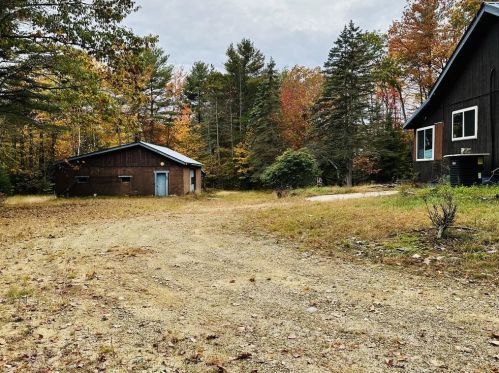 250 Gulf Rd, Northwood NH  03261-4003 exterior