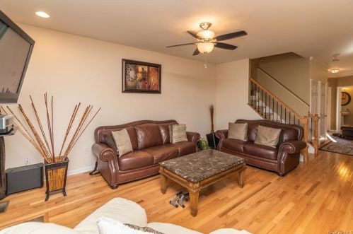 1214 Hustis Dr, Fishkill NY  12524-4968 exterior