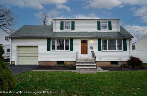 537 Pleasant Ave, Piscataway, NJ 08854-1837