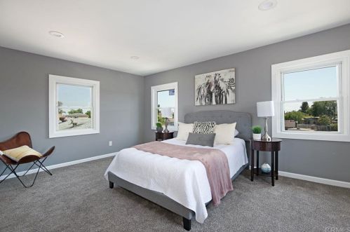 4762 Castle Ave, San Diego CA  92105-2913 exterior