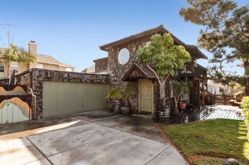 4273 Dawes St, San Diego CA 92109-1230 exterior