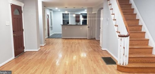 850 Longshore Ave, Philadelphia PA  19111-4423 exterior
