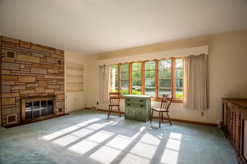 856 Sugar Hollow Rd, Hermitage PA  16148-2414 exterior