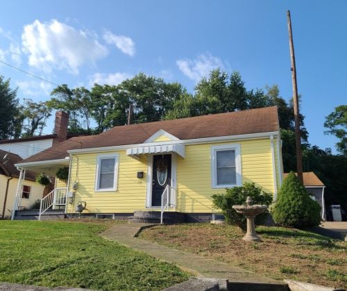 110 Harbison Ave, Grays Landing, PA 15461-1712
