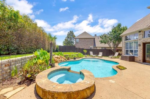 2708 Pasadena Pl, Lewisville TX 75022-5149 exterior