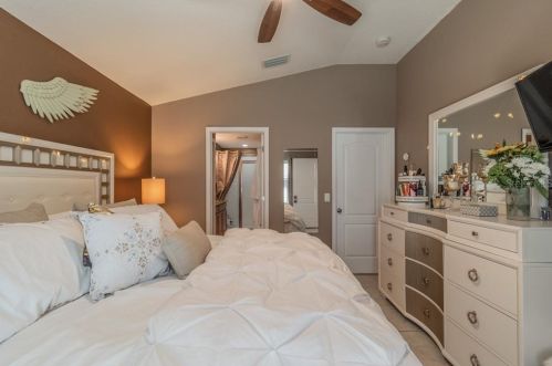 2107 Colville Chase Dr, Ruskin FL  33570-6306 exterior