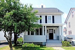 58 Fountain Pl, Poughkeepsie, NY 12603-2727