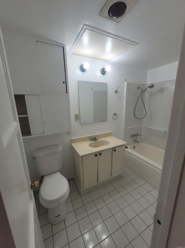 4355 Clairemont Mesa Blvd, San Diego CA 92117-2274 exterior