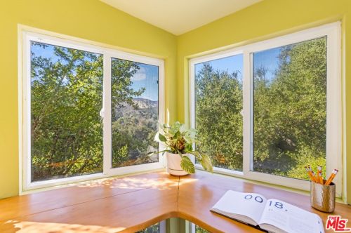 1125 Old Topanga Canyon Rd, Topanga CA  90290-3825 exterior