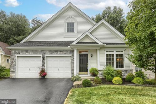 1973 Speedwell Rd, Lancaster, PA 17601-4630