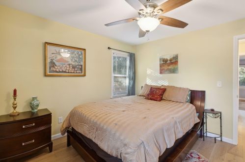 1103 Main Canal Ct, Mount Pleasant SC  29464-4246 exterior
