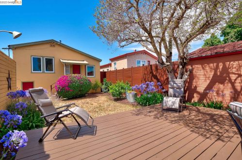 2834 60 Ave, Oakland CA 94605-1504 exterior