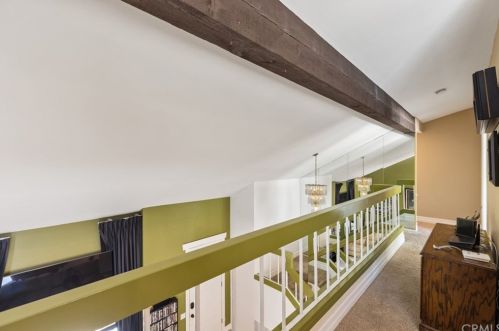 22301 Chestnut Ln, El Toro CA  92630-4306 exterior