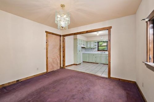 523 Wright Rd, New Kensington PA  15068-9231 exterior