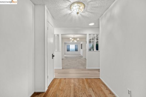 4369 Hillview Dr, West Pittsburg CA  94565-6071 exterior
