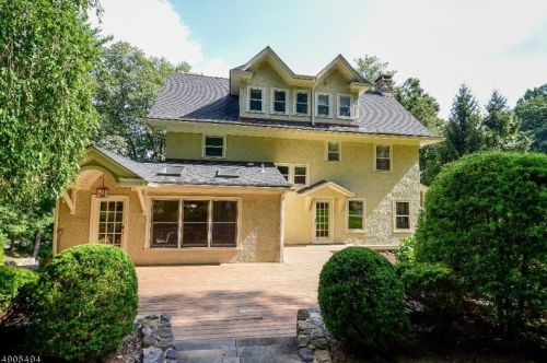 255 Boulevard, Mountain Lakes, NJ 07046-1209