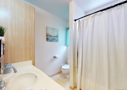 2570 Akepa St, Pearl City HI  96782-1072 exterior