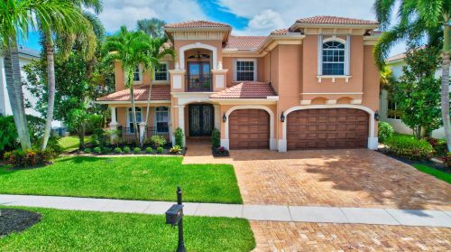 8696 Valhalla Dr, Delray Beach FL  33446-9568 exterior