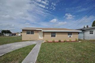 5211 19th St, Hollywood FL  33023-3164 exterior