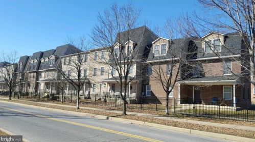 1002 Coleman St, Wilmington, DE 19805-4825