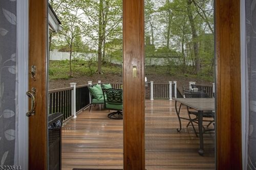 19 Jersey Pl, Fredon NJ  07860-2315 exterior