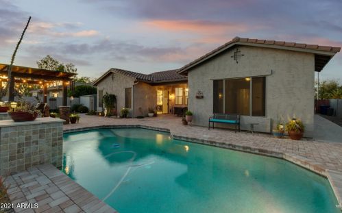 681 Wildhorse Dr, Chandler AZ 85286-6139 exterior