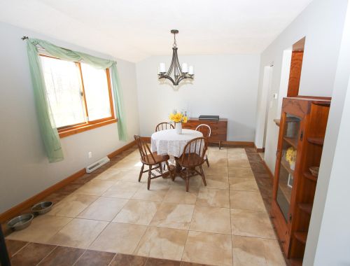 4946 Dean Rd, Milwaukee WI  53223-3124 exterior