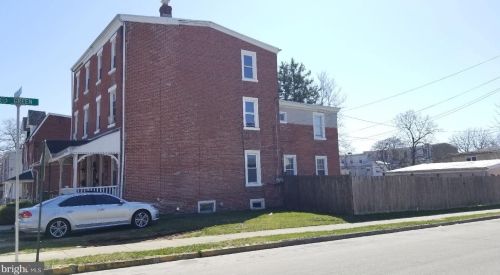 202 Poplar St, Norristown, PA 19401-3414