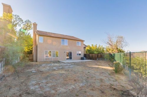 31924 Hyacinth Ct, Lake Elsinore CA  92532-2607 exterior
