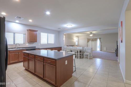 1888 Hubbard Ln, Casa Grande AZ  85122-6742 exterior