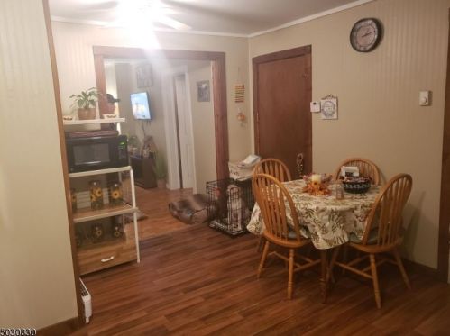 4 Clove Ave, Wantage NJ  07461-1902 exterior