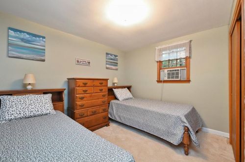 46 Bow Rd, Eastham MA 02642-1877 exterior