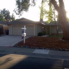 7832 Deerglen Way, Sacramento, CA 95823-4408