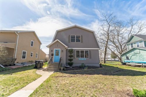 817 Superior St, Sturgeon Bay, WI 54235-2651