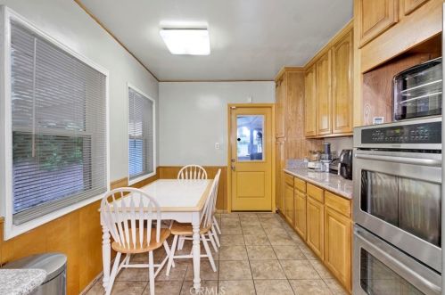 2561 Oregon Ave, Long Beach CA  90806-2826 exterior