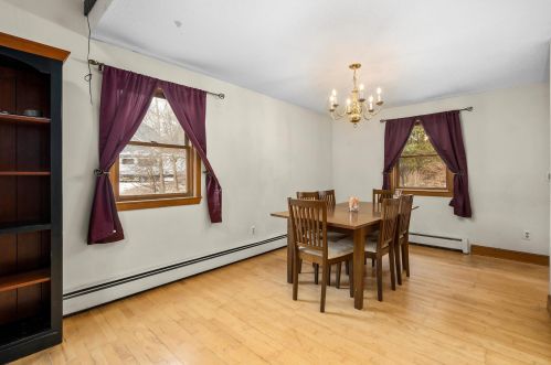 10 Lorri Rd, Derry NH  03038-4112 exterior