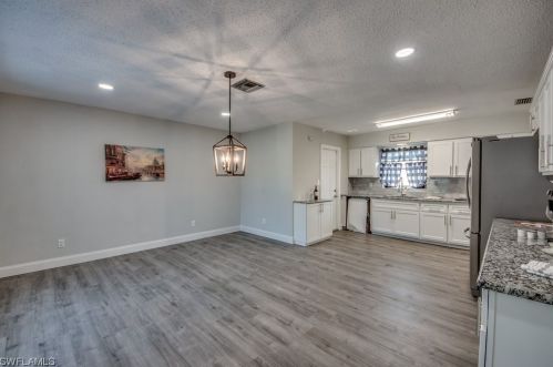 206 Norwich Ave, Lehigh Acres, FL 33936-5834