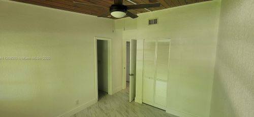 1426 22nd Ave, Hollywood FL 33020-2001 exterior