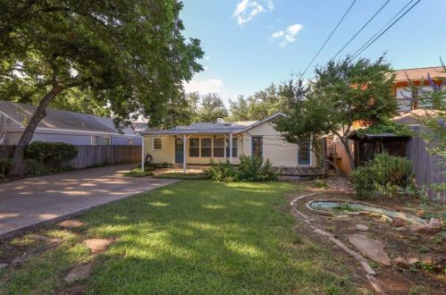 2121 Weatherbee St, Fort Worth TX  76110-1245 exterior