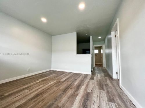 707 5th St, Dania Beach, FL 33004-4936