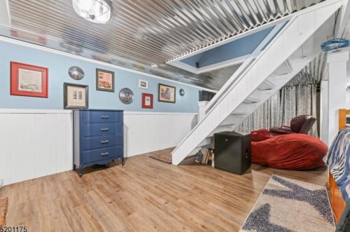 21 Bank St, Manville NJ  08835-2401 exterior